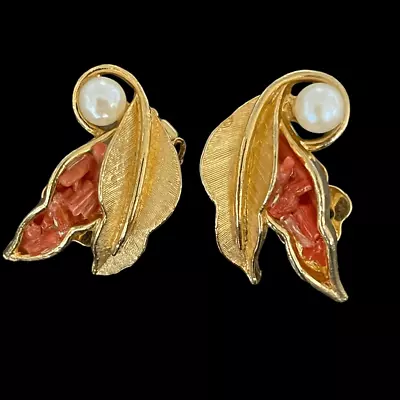 Vintage Signed CAPRI Glass Coral Branches Faux Pearl Clip On Earrings Gold Tone • $45