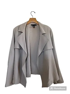 Joan Voss New York Tan Jacket • $30