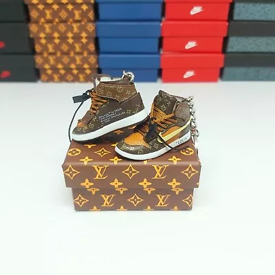 Mini Sneaker Nike Air Jordan 1 Keychain LV+ Shoebox • $22