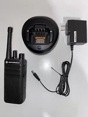 Motorola CP100d VHF 16 Ch Analog Radio PMNN4476 Battery & PMPN4132 Charger CP185 • $225