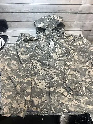 Extreme Cold Weather Jacket Medium Reg Gore Tex L6 US Military Camo Wet Gen III • $85