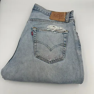 Vintage Levis 501 Blue Distressed Jeans • £19.99