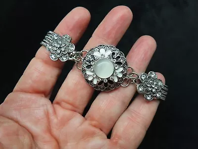 Vintage Silver Tone Faux Moonstone W/Flower Rhinestone Design Bracelet • $13.49