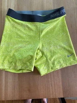Nike Girls Volleyball Shorts- Youth Large • $4.99
