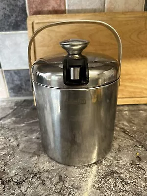 Homiu Stainless Steel Ice Bucket With Lid & Integrated Ice Cube Tongs VGC • £15