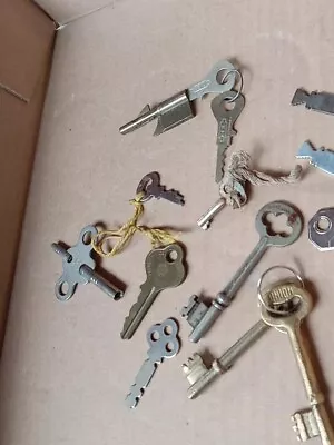 Lot Of 11  Vintage Old Keys &1 Locking Mechanism.  Small/Large/skelton/ Clock.  • $4.99