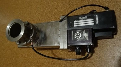 $150 • Buy MDC 303001 Pneumatic Gate Valve GV-2000V-P Used Working