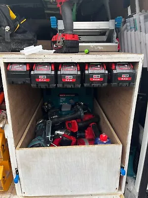 10 Pack Milwaukee M18 Battery Holder With Video!!  • £27