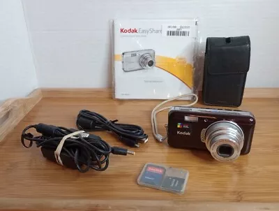 Kodak EasyShare V1003 10.0MP Compact Digital Camera Bundle. Brown. Accessories  • $59.99