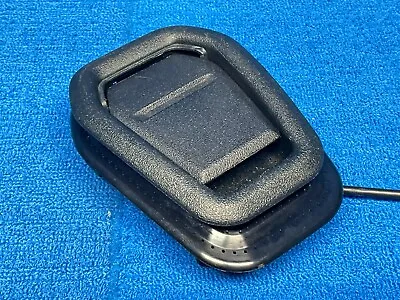 2015 - 2023 Ford Mustang Coupe Front Right Seat Back Release Latch Handle Oem • $27.99