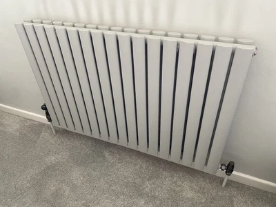 £150 • Buy Aruba Milano Radiator 635 X 1003 - Brand New In Box - Light Grey