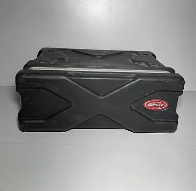 SKB 4 Space 4U Roto Rack 19  Depth Effects Rack Road Case Used • $106.25