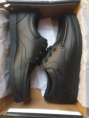 Mckenzie Marino Shoes Size UK 11 Black • £29.99
