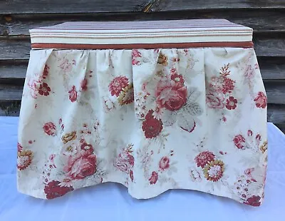 Vanity Bench Stool Pleated Skirt Country Cottage Farmhouse White Red Floral • $44.99