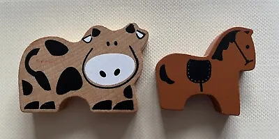 2 X Wooden Farm Animal Pieces For Toy Railway Train Set Or Farmyard • £2.90