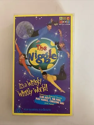 The Wiggles - It's A Wiggly Wiggly World VHS PAL Cassette ABC 2000 • $19.99