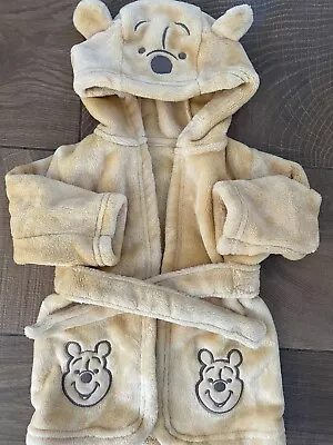 Baby Unisex Boy Girl 3-6 Months Winnie The Pooh Dressing Gown. Disney Baby • £6