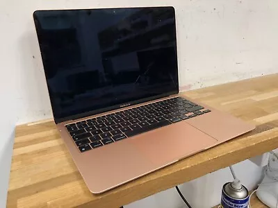 £50 • Buy Damaged - Apple MacBook Air (M1, 2020)‎, 8C CPU/7C GPU, 8GB, 256GB, Gold