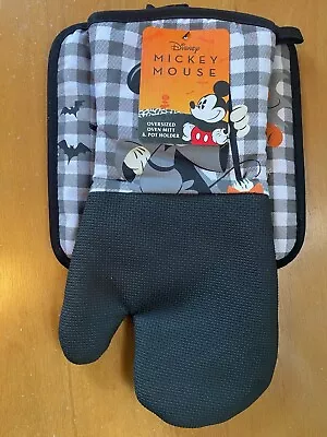 Disney Parks Mickey Mouse Oven Mitt And Pot Holder Halloween Kitchen Decor NWT • $24.99