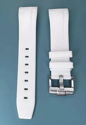 Curved End Vulcanised Rubber White Watch Strap Band 22mm For Seiko 5 SKX Etc • £8.99