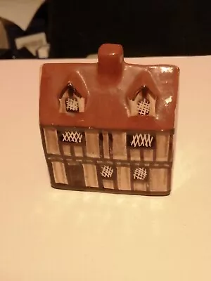 SUFFOLK COTTAGES MUDLEN END STUDIOS FIGURINE 9 In PINKY BROWN COLOUR • £9