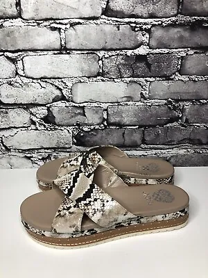 Vince Camuto Ravensie Taupe Leather SnakeSkin Flatform Sandals Women 10M US/42EU • $24.61