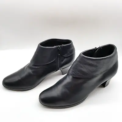 Munro Women Black Leather Ankle Booties Block Heel Size 8 Size Zip • $42.49