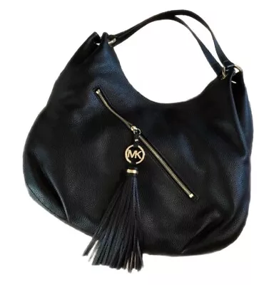 MK Charm Tassel LG Shoulder Bag • $93