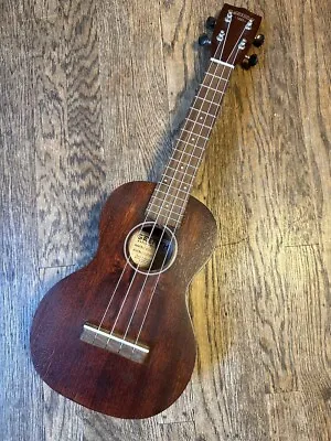 Gretsch Ukelele Model G9100 • $105