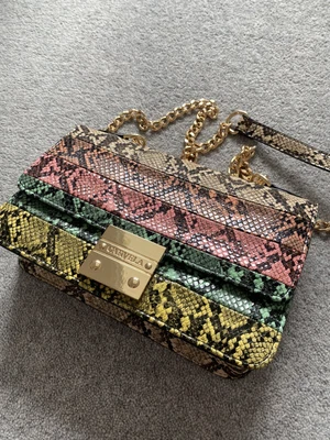 £18 • Buy Carvela Snakeskin Crossbody Bag VGC Beautiful Pattern And Great Colour Combo