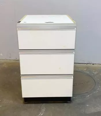 18  Chemsurf Wood Casework Cabinet • $220