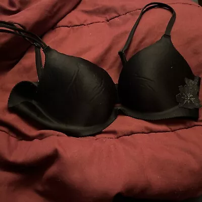 VICTORIA’S SECRET Angels Secret Embrace Embroidered Push-Up Bra 34 B Black • $10