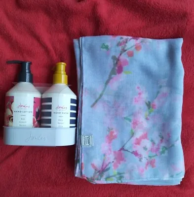 Brand New Joules Ladies Hand Wash & Lotion Set + Blue Floral Pattern Scarf • £15