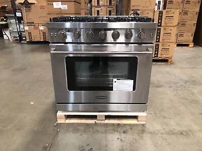 36 In. Gas Range 6 Burners Stainless Steel (OPEN BOX COSMETIC IMPERFECTIONS) • $1574.99