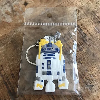 Star Wars R2D2 Rubber Keychain (Brand New) • $11.99