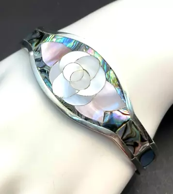 VTG Silver Tone Cuff Bracelet Mother Of Pearl MOP Abalone Shell Flower Inlay 7.5 • $17.99