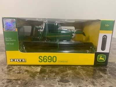 $175 • Buy Ertl Authentics #3 John Deere S690 Combine With Corn And Grain Heads 1:64