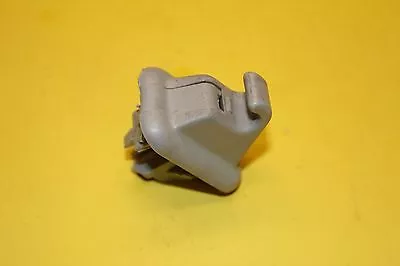 01-07 Volvo V70 Sun Visor Clip Holder Retainer Left Right Gray 02 03 04 05 06 • $8.99