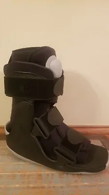 Ovation Medical Orthopedic: Pneumatic: Compression Walking Boot: Brace: Medium • $29.99