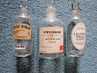 £12 • Buy Antique Chemist Bottles X3 C1890s