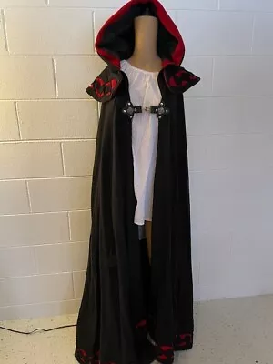  Townswoman  Medieval Cloak - Armstreet Blue And Red • $135