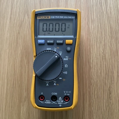 £105 • Buy Fluke 115 Digital Multimeter For Technicians - True RMS (2583583)