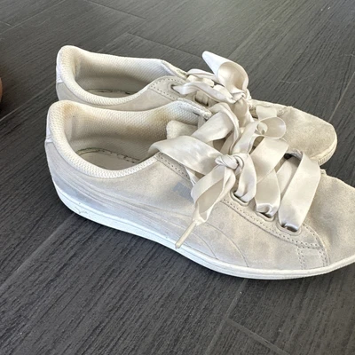 $14 • Buy Women’s Puma Ribbon Sneakers