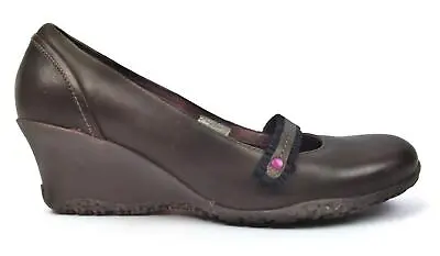 Merrell Petunia Women's Shoes Slip-on Wedge Performance Espresso Size 8 M • $39.03