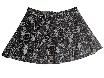 VTG Byer Black Rose Print Goth Circle Skirt Size 9 USA 30” Waist 16” Length • $18.95