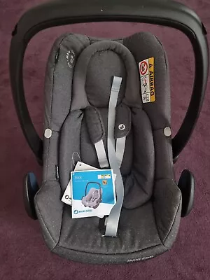 MAXI-COSI ROCK BABY CAR SEAT - Sparkling Grey With NEWBORN INSERT • £70