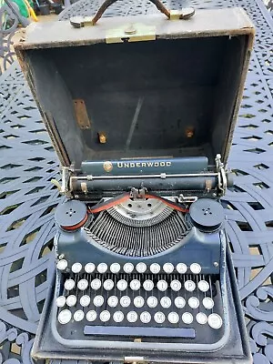 Vintage Underwood Standard Portable Typewriter • £30