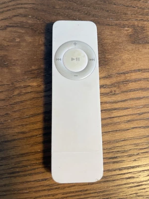 $5 • Buy Apple IPod Shuffle 1st Gen 512MB A1112 - Not Tested