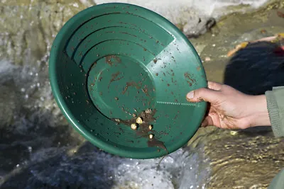 12  Green Plastic Gold Pan Nugget Mining Dredging Prospecting River Panning • $9.89