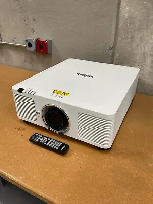 Vivitek DU8090Z-WH 8000 Lumen WUXGA Large Venue Laser Projector Only 1561 Hours • $2000